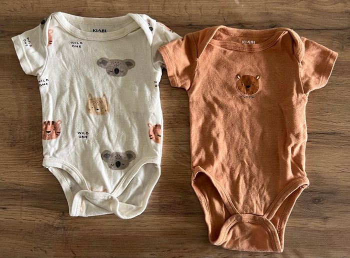 Lot de 2 bodies 3 mois. - photo numéro 2