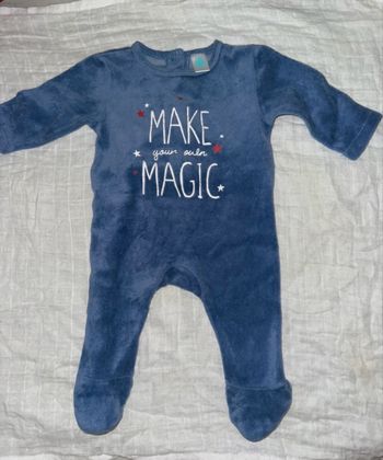 Pyjama, bébé 1 mois