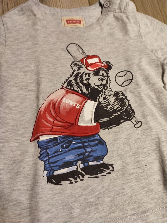 T Shirt Levi's 24 mois - photo numéro 2