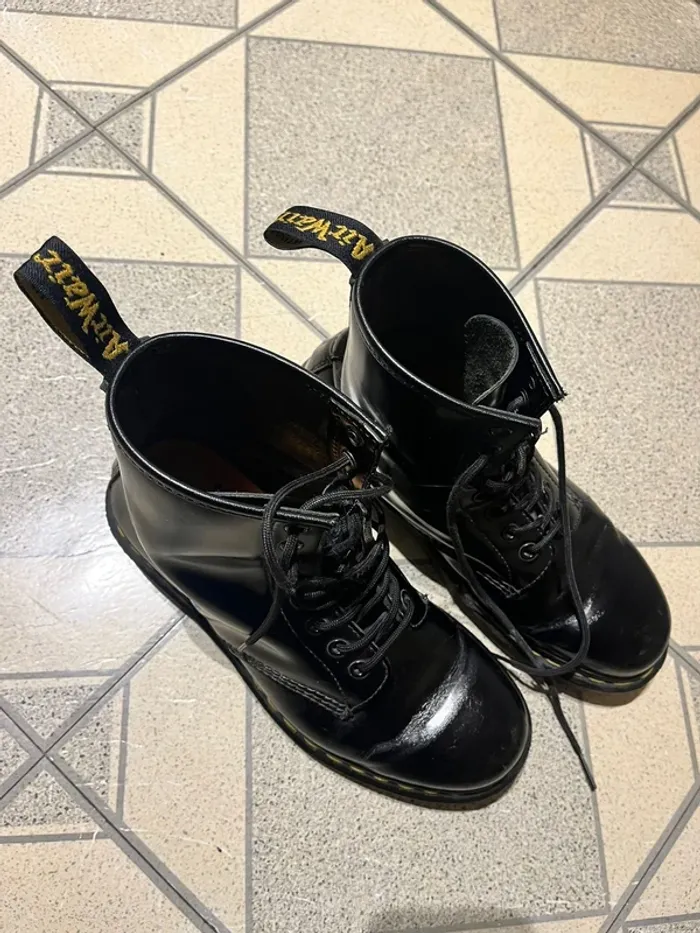 Dr. Martens noires - T.41 - photo numéro 4