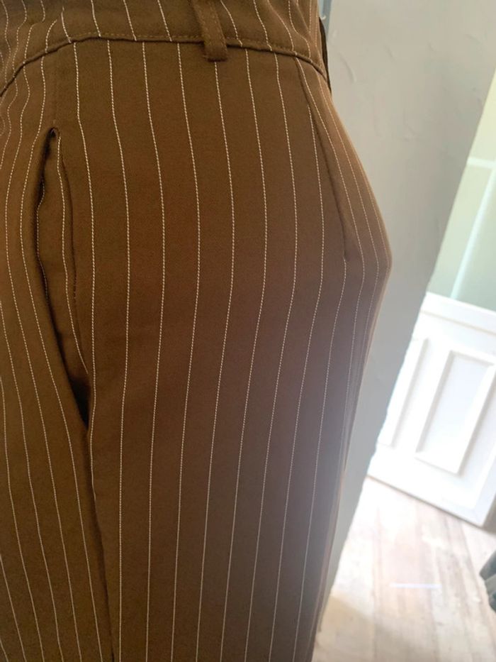 Pantalon SHEIN taille 40 jambe large rayé marron - photo numéro 4