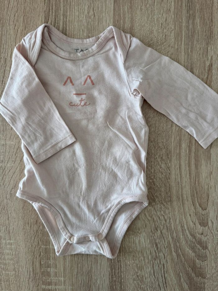 Lot 2 bodies ML TAO 12 mois BE - photo numéro 7