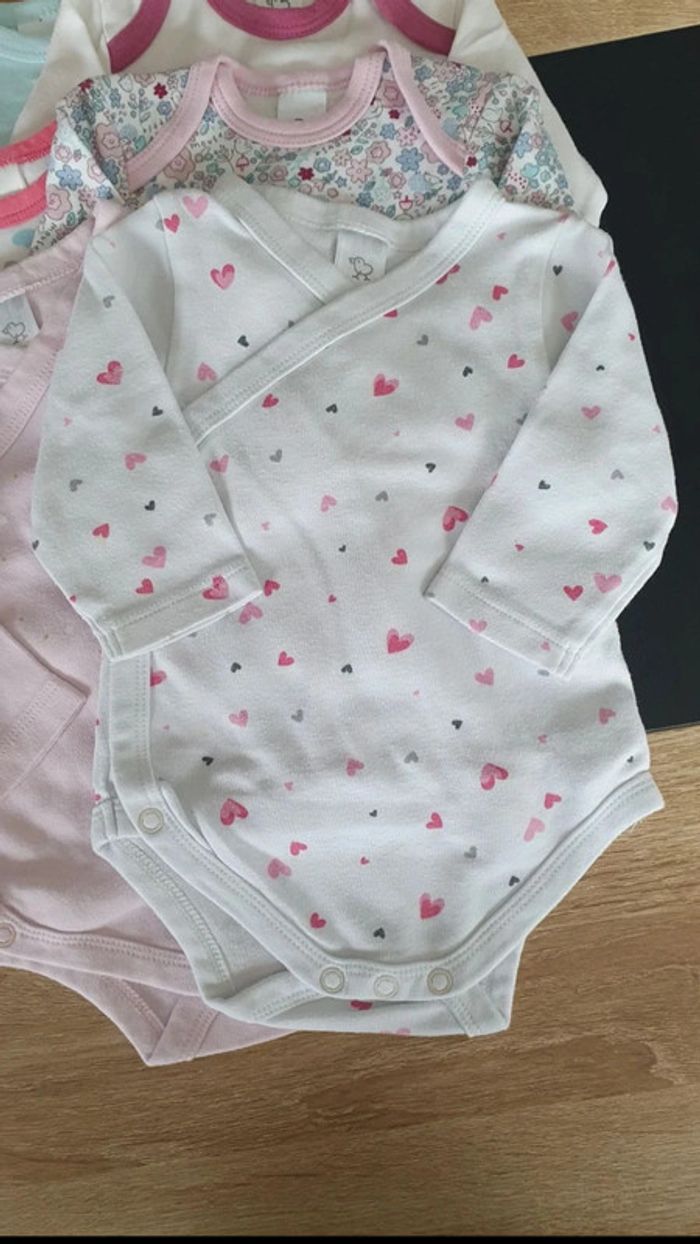 Lot de 6 bodies manches longues 68 cm - photo numéro 2