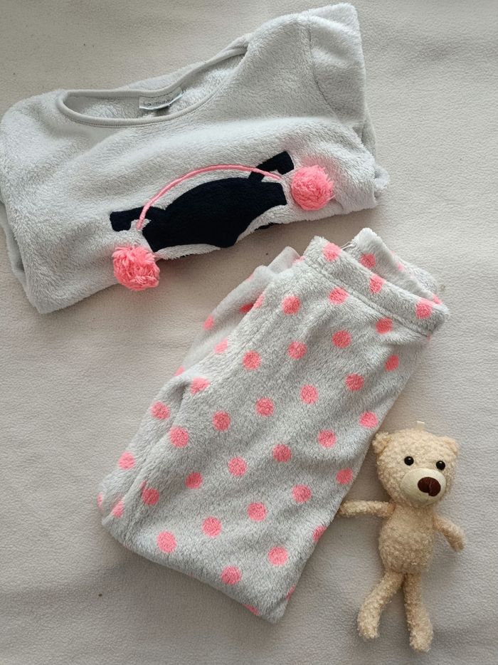 🌸 Pyjama - Taille 6 ans 🌸