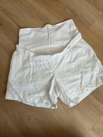 Short maternité