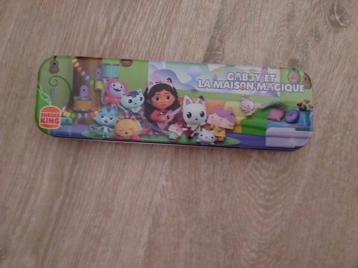 Boîte à crayons Gabby et la maison magique