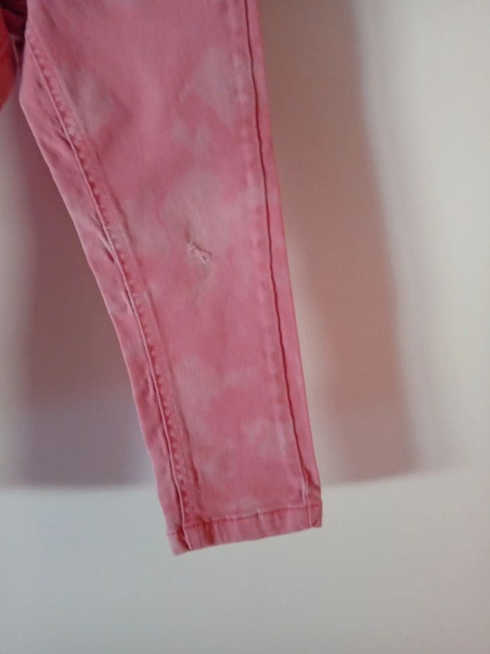 Joli pantalon rose. 3 ans - photo numéro 4
