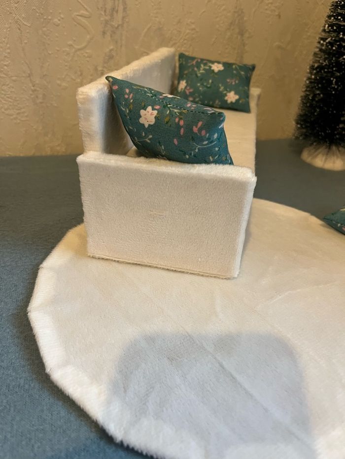 Canapé / salon pour barbie Neuf - photo numéro 7