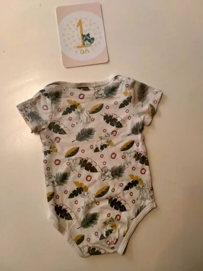 Body manches courtes Disney Baby Taille 12 mois - photo numéro 3