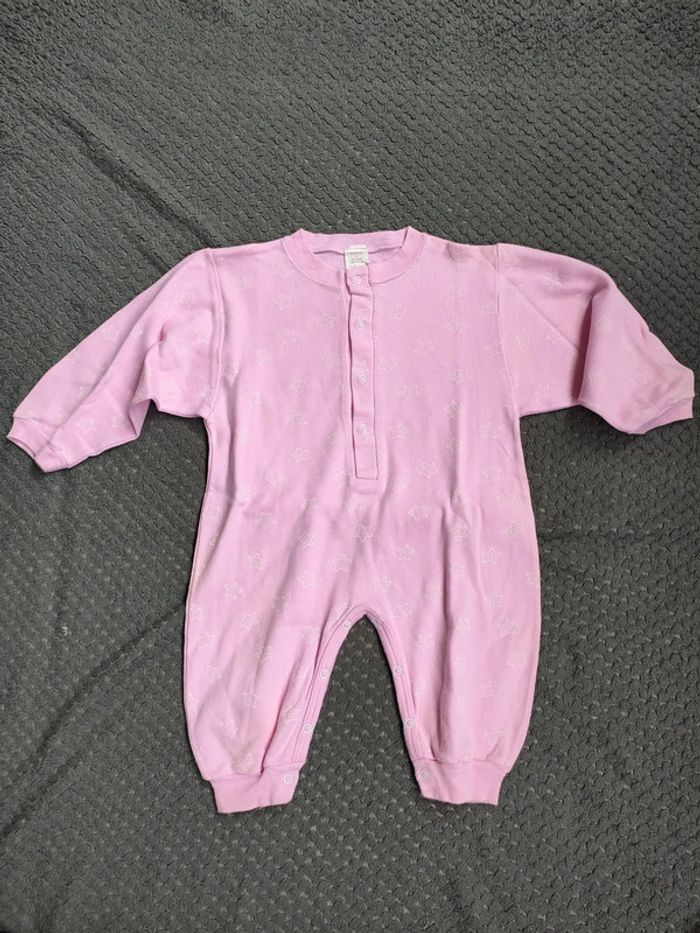 *Pyjama rose avec motifs étoiles