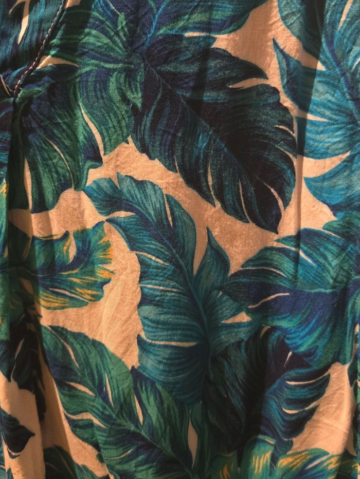 Blouse blanche motifs feuilles bleu/vert T.44 H&M - photo numéro 5