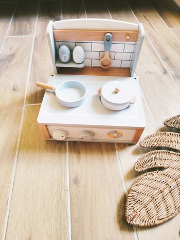 🍳Kitchenette Cuisine table d'éveil/activités en bois marque L'atelier du bois
