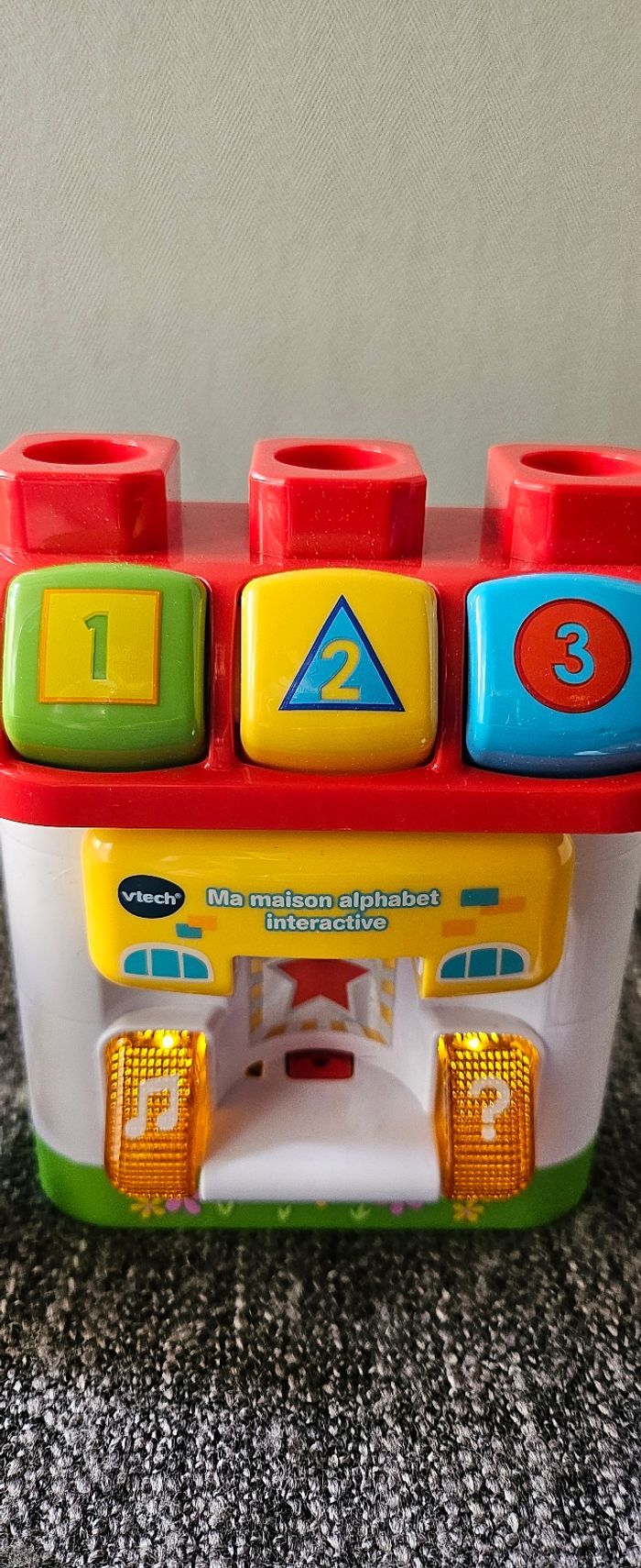 Jeu de  construction blocks  alphabétique et interactif  Vtech - photo numéro 4
