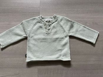 Pull vert clair col V Obaibi 6 mois 