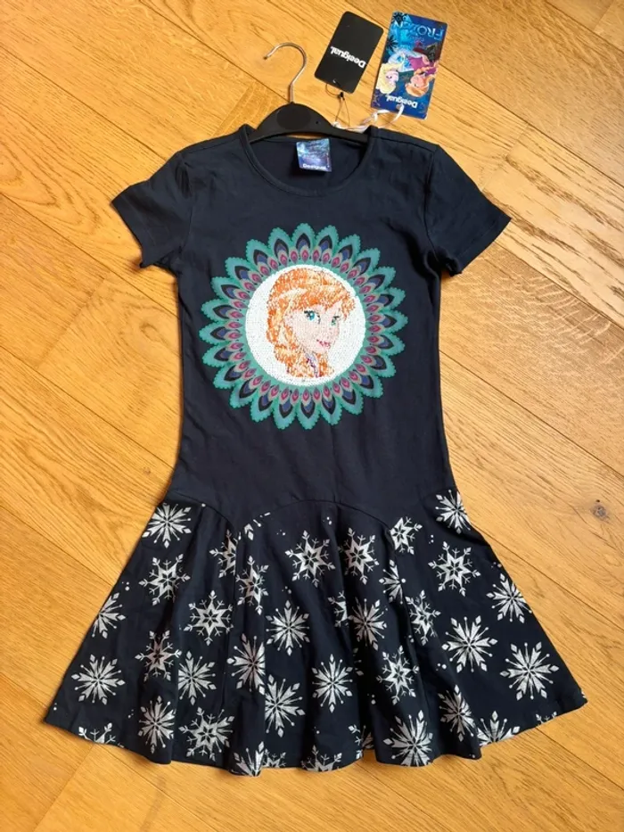 Neuve - Robe Desigual la reine des neiges 10 ans