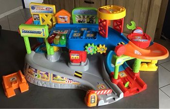 Mon 1er garage interactif Tut Tut Bolides