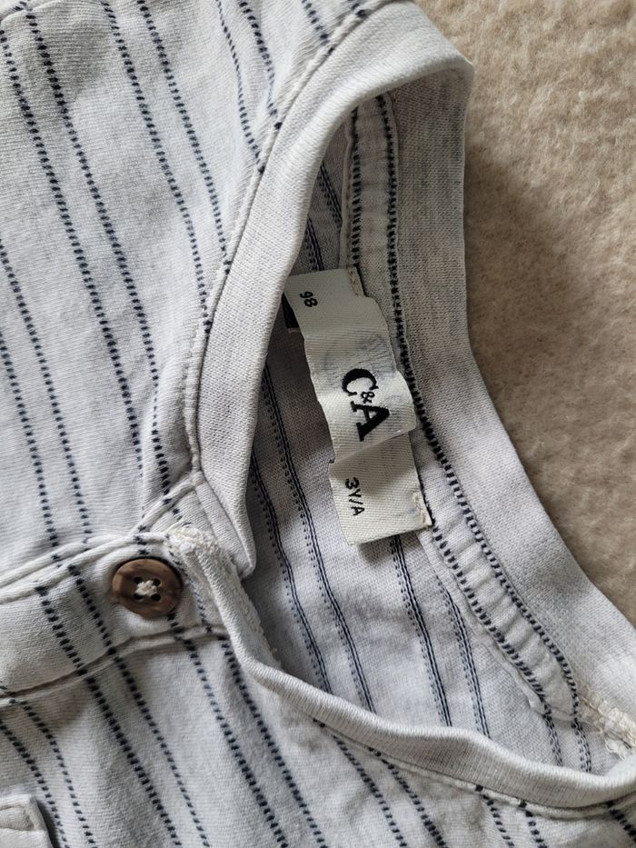 T-shirt c&a 3 ans - photo numéro 3