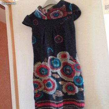 tunique robe taille S très bon état