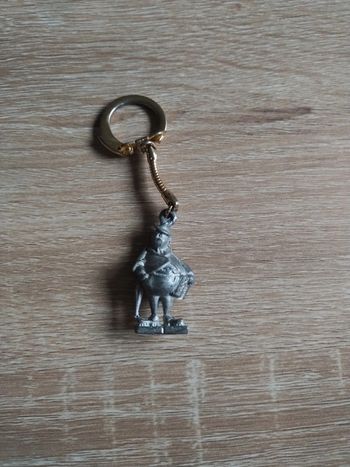 Ancien Porte éditons fleuve noir vintage