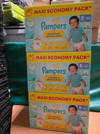 240 couches Pampers Premium Protection T5