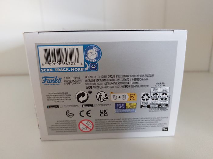 Figurine Funko Pop n°1227 Disney Pluto lettre au Père Noël - photo numéro 7