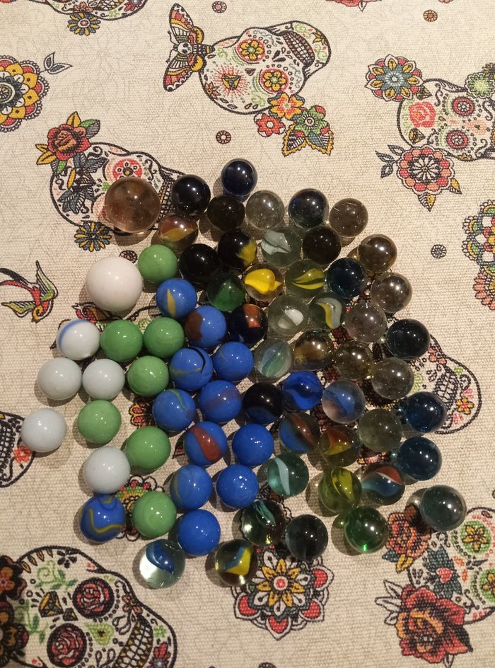 Lot de 67 billes + 2 Callot