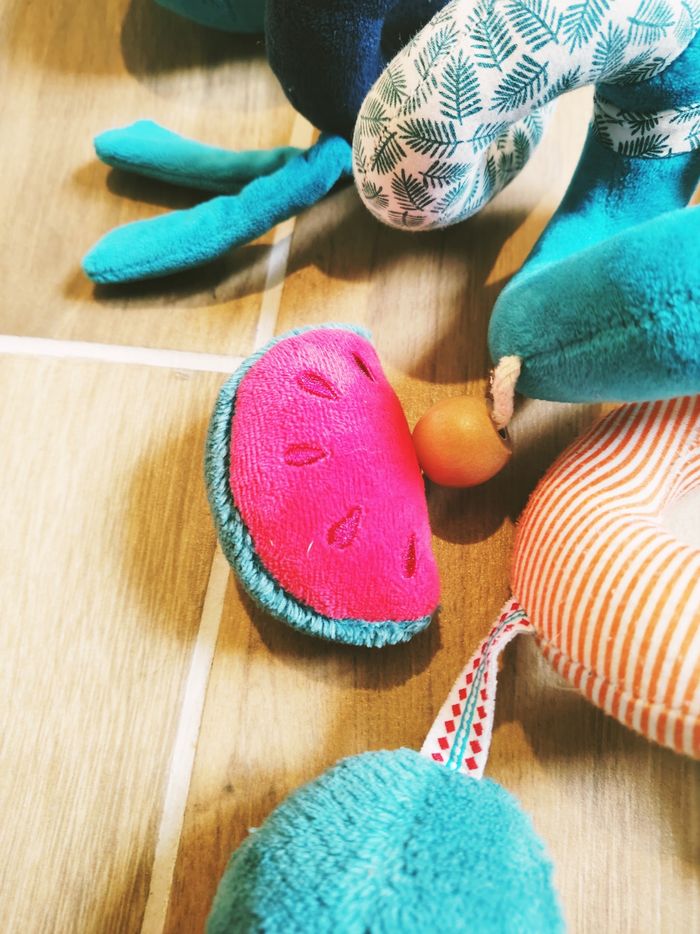 🦏Peluche doudou d'éveil Spirale multi activités sensorielle Marius en tissu marque Lilliputiens - photo numéro 3