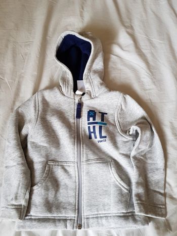 Veste à capuche 02 ans