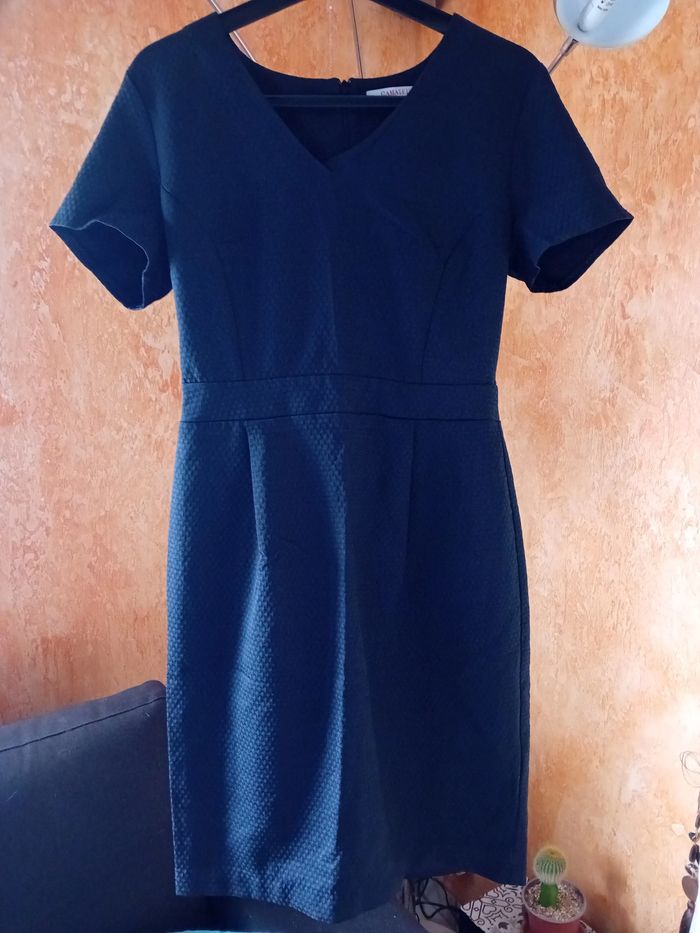 Robe noire - photo numéro 3