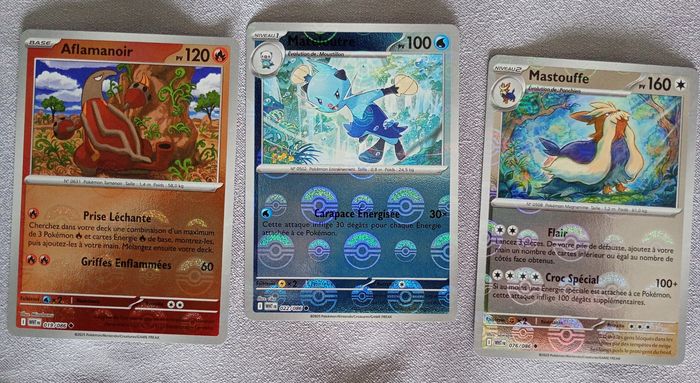 Lot de 80 cartes Pokémon Pokéball/Rev/Holo/Co EV10.5 Flamme Blanche Sans double 🇫🇷 - photo numéro 2