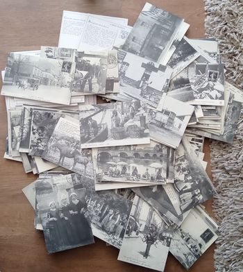 lot d'environ 300 repro de cartes postales anciennes format CPA