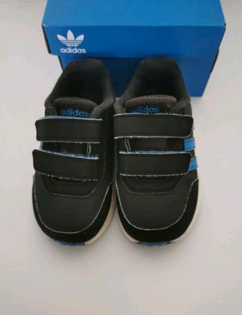 Adidas T 22