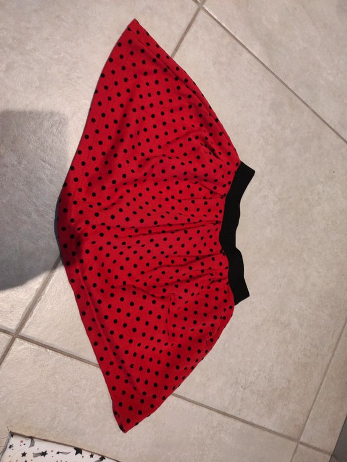 Jupe 8 ans portée une seule fois. #tometdine8ans - photo numéro 2