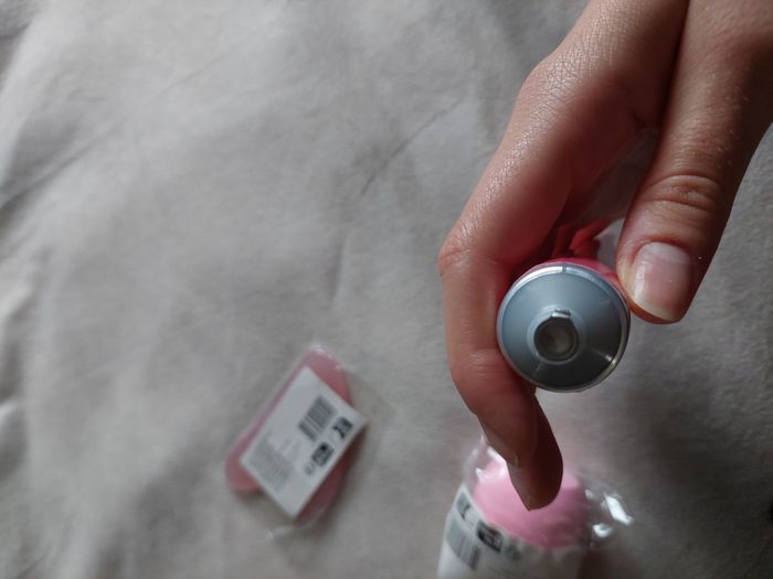 Lot beauté – Gua Sha rose + Beauty Blender rose + Crème mains Bleu Libellule – Neuf - photo numéro 4