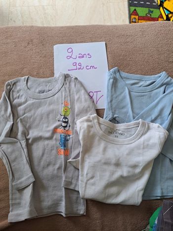 Lot 3 maillots de corps