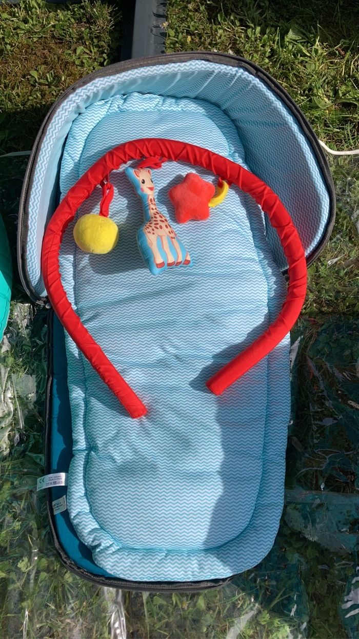 Sac à langer / Tapis d’éveil - photo numéro 2