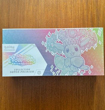 Coffret Colletion super premium UPC ev8.5 évolutions prismatiques Pokémon