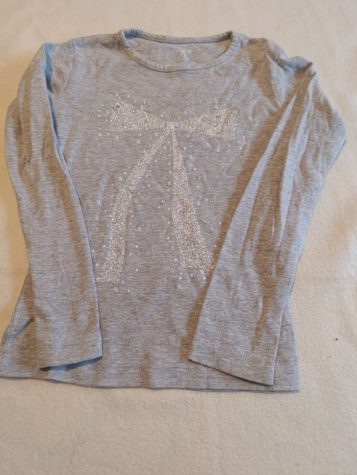 Tee shirt