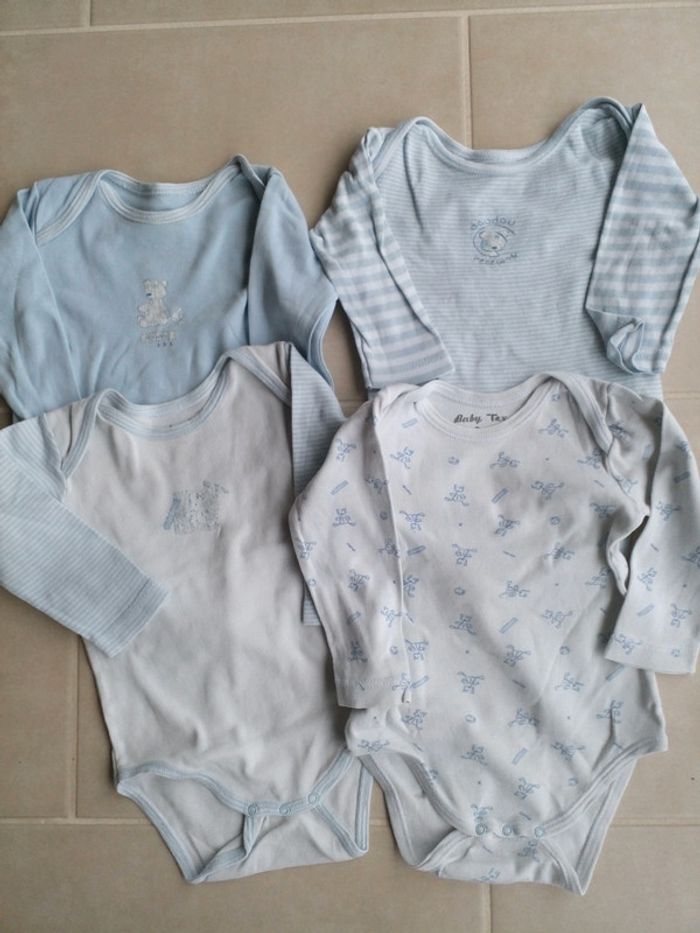 4 bodies manches longues