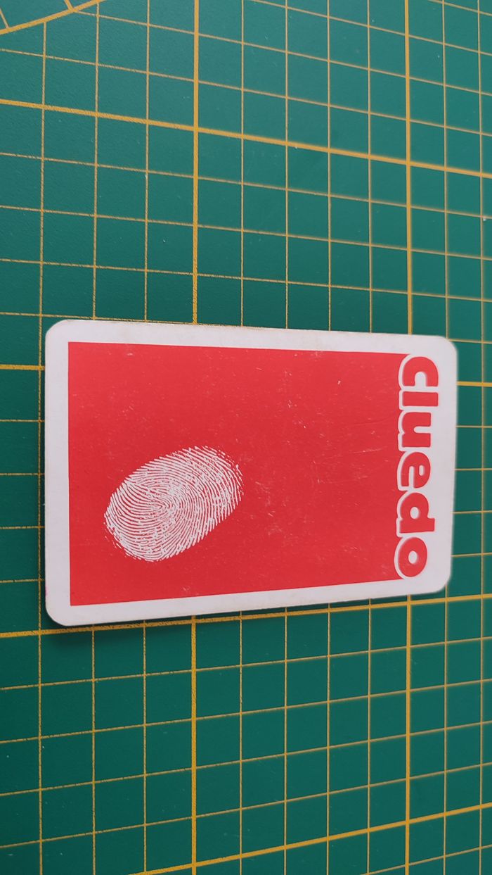 Carte professeur violet en l'état Cluedo miro-meccano pièce détachée jeu de société #E26 - photo numéro 2