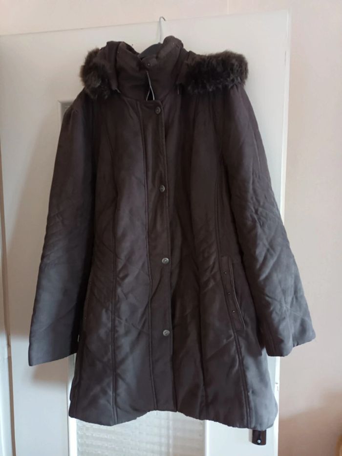Manteau femme taille 50-52 damart