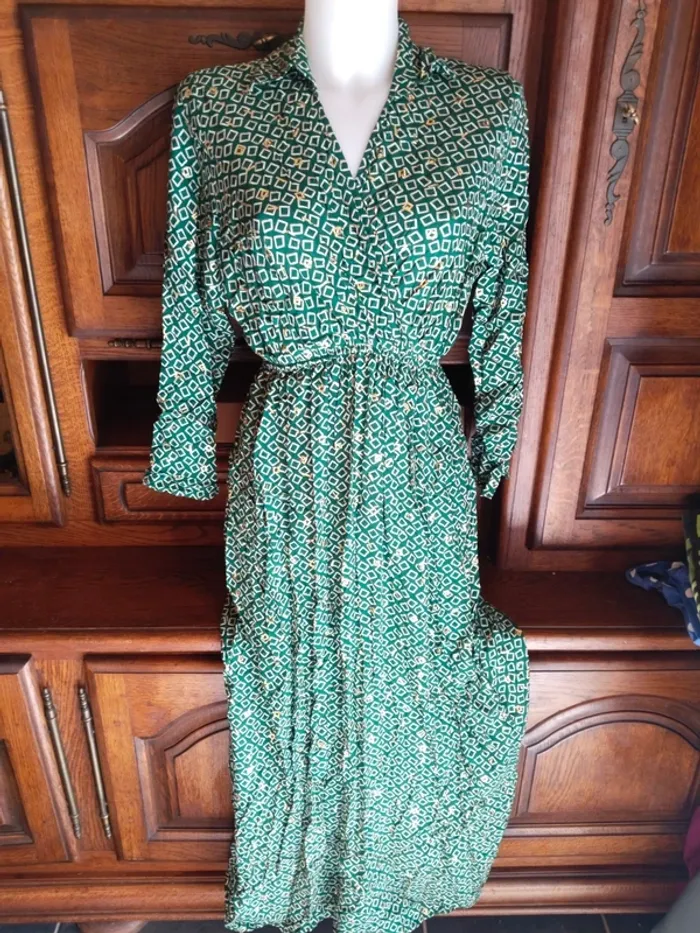 Sublime robe longue femme avec doryres taille L/XL 40 42