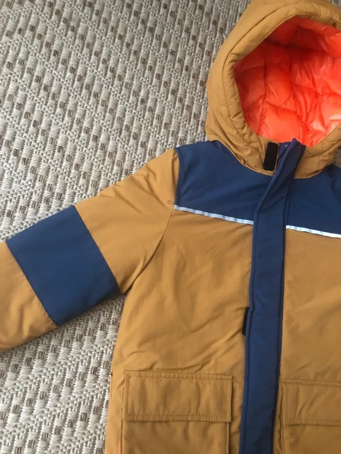 Blouson taille 5 ans - photo numéro 2
