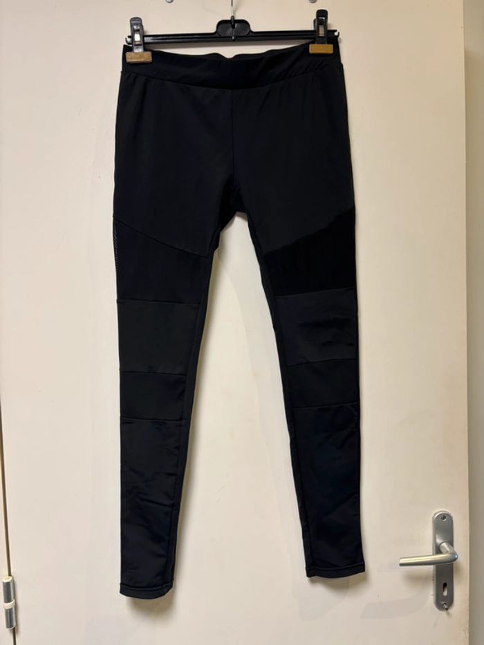Joli legging noir sport Urban Classics taille 40 avec parties transparentes