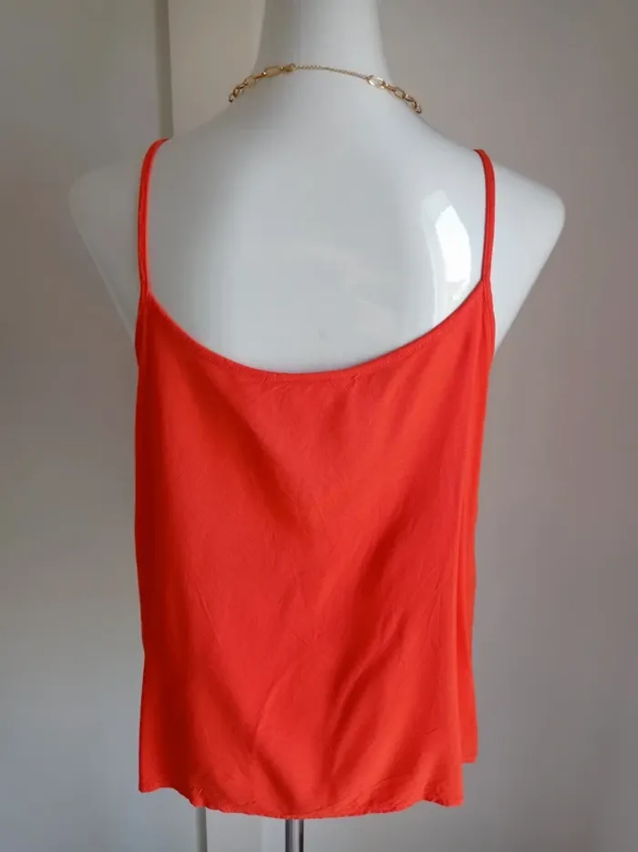 Haut d'été belle couleur orange avec volants à fines bretelles T.L H&M - photo numéro 3
