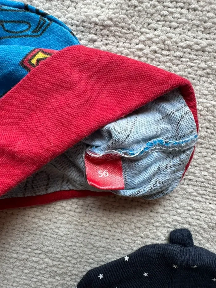 Lot de 3 bonnets naissance garçon – Mickey / Étoiles / Superman - photo numéro 4