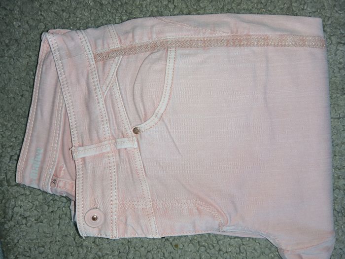 LOT DE 5 JEANS TAILLE 34 - photo numéro 3