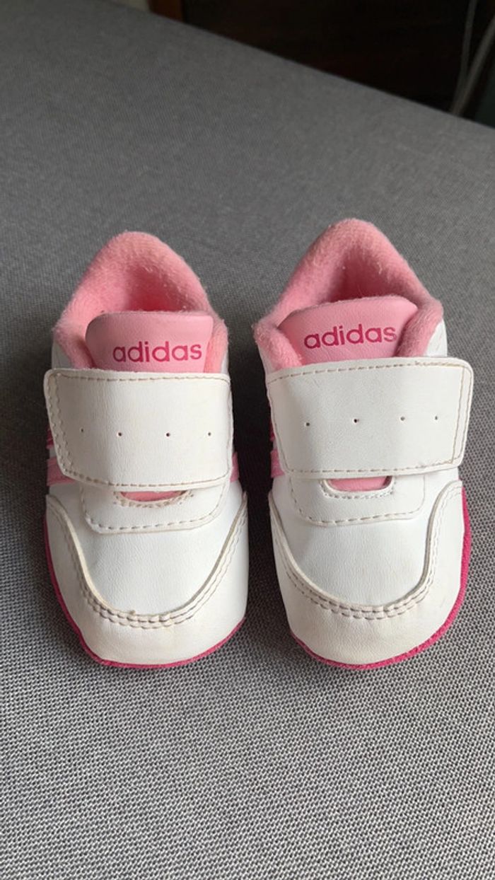 Basket Adidas bébé