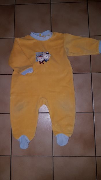 Pyjama en velour jaune