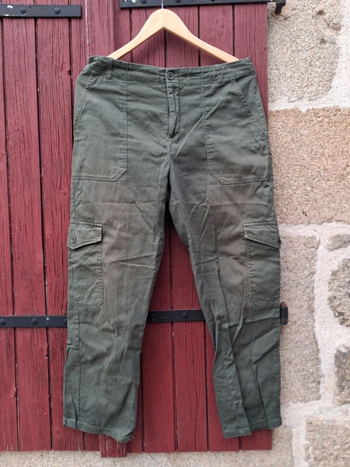 Pantalon en toile épaisse Bizzbee kaki